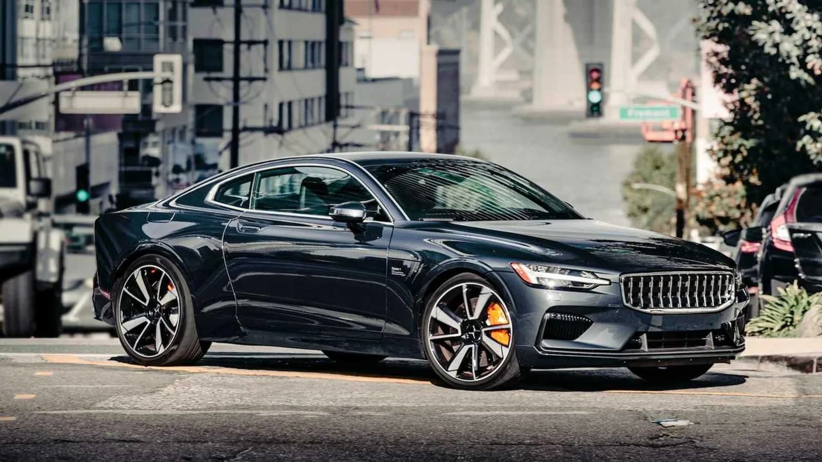 Die schlimmsten Züge beider Welten: Polestar kritisiert Plug-In-Hybride