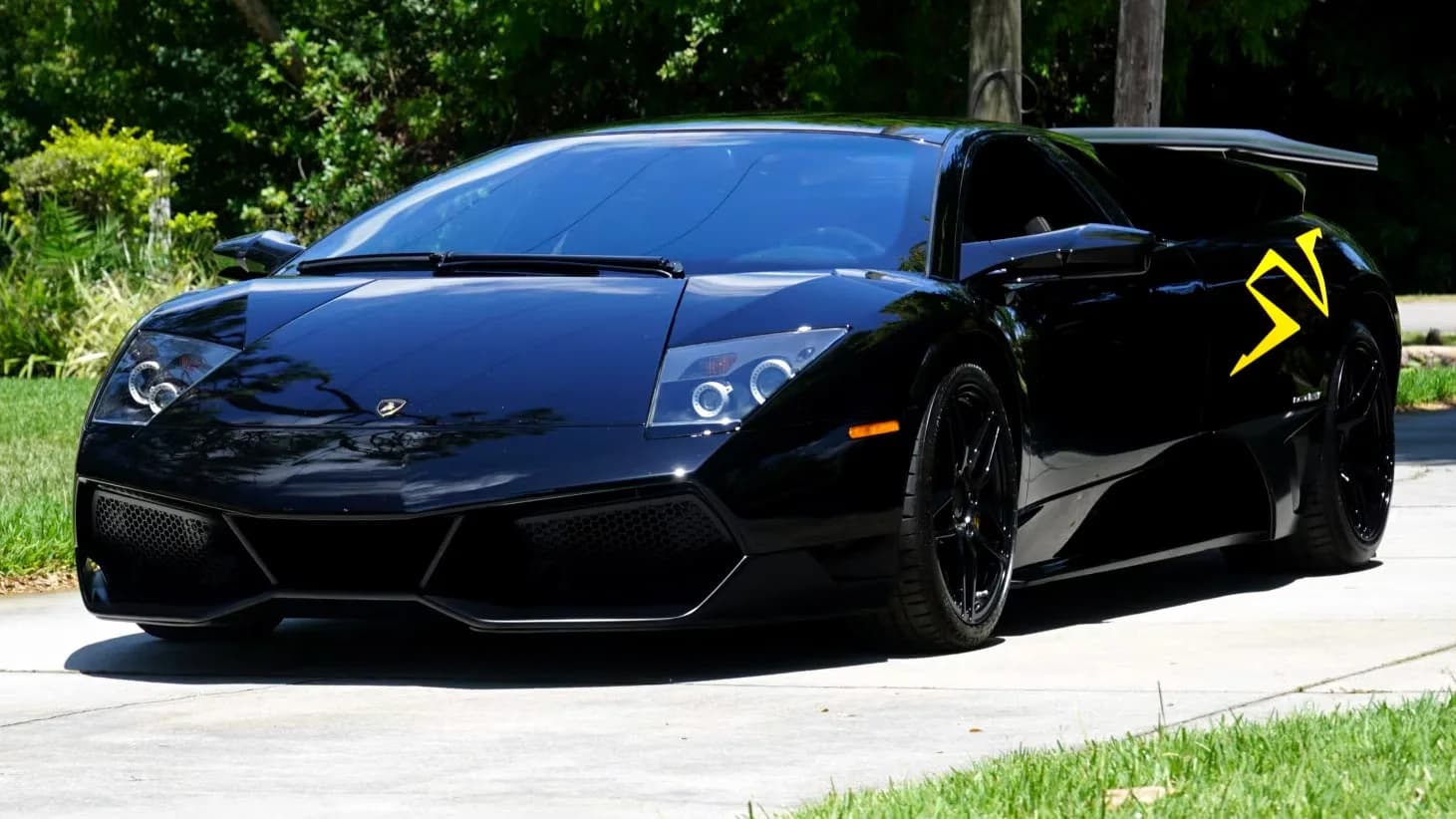 Mecum schätzt den neu für 450.000 Dollar verkauften Murcielago SV SV auf das Zehnfache