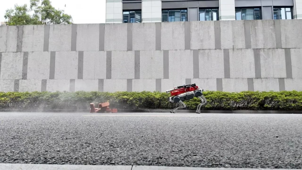 Feuerwehr-Roboterhund mit Darbeli-Güç-Technologie vorgestellt