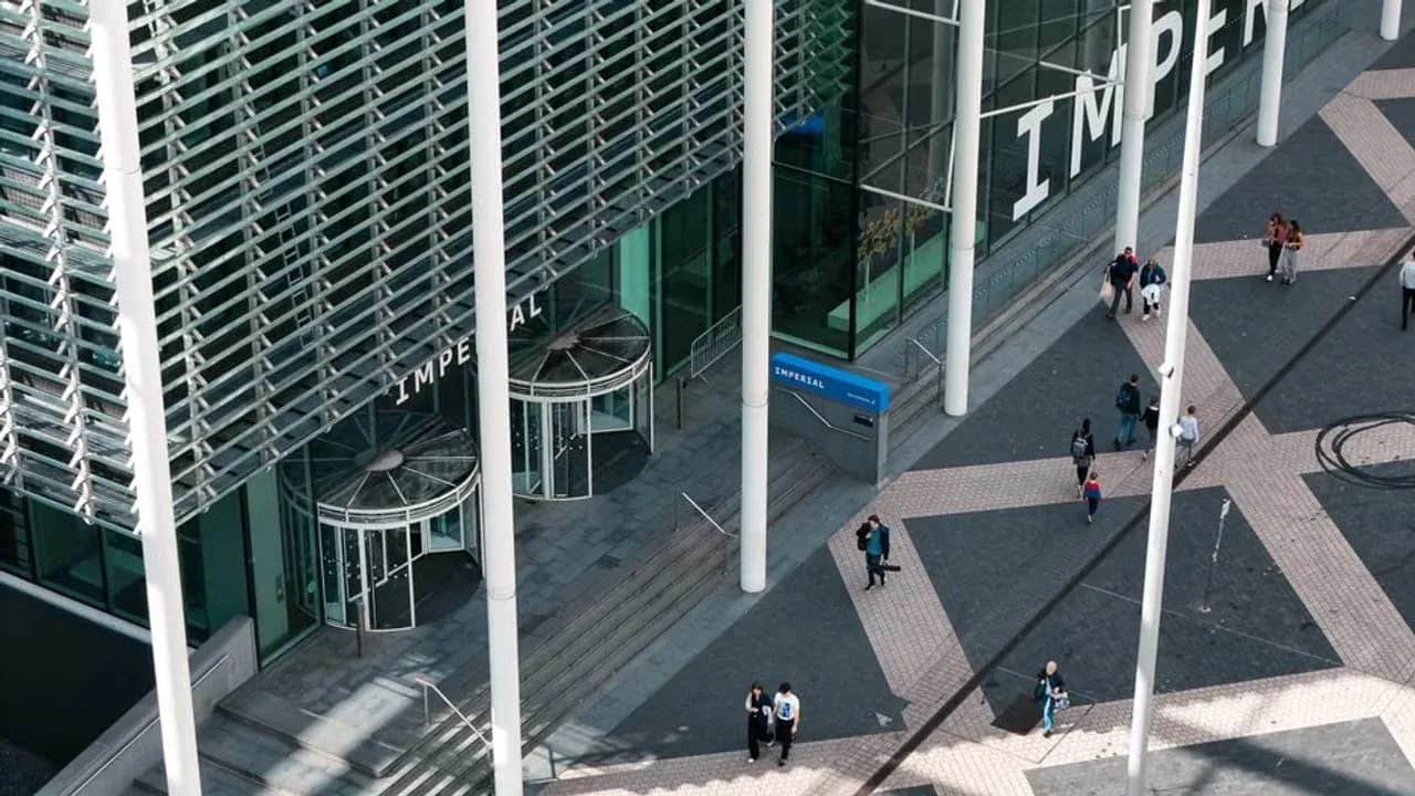 Künstliche Intelligenz analysiert EKG-Aufnahmen in zwei Sekunden und erkennt Herzkrankheiten