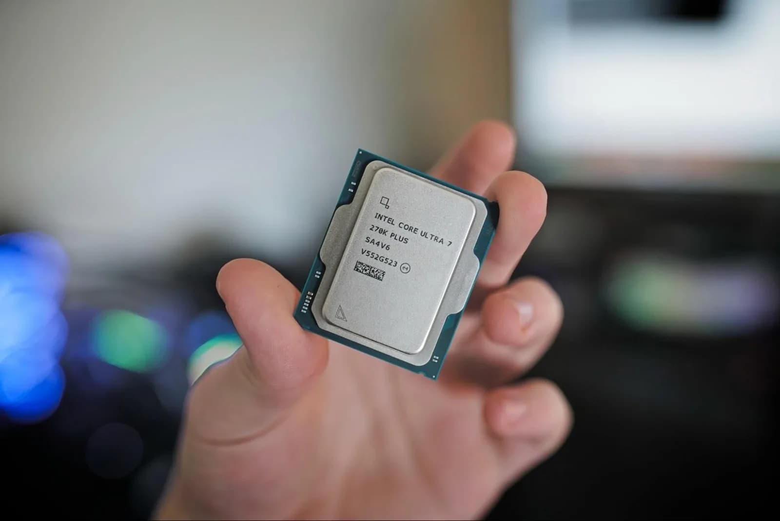 Intel erweitert iBOT-Software mit sieben neuen Spielen und bis zu 27% Leistungssteigerung; Team Blue meldet durchschnittlich 12% Sprung