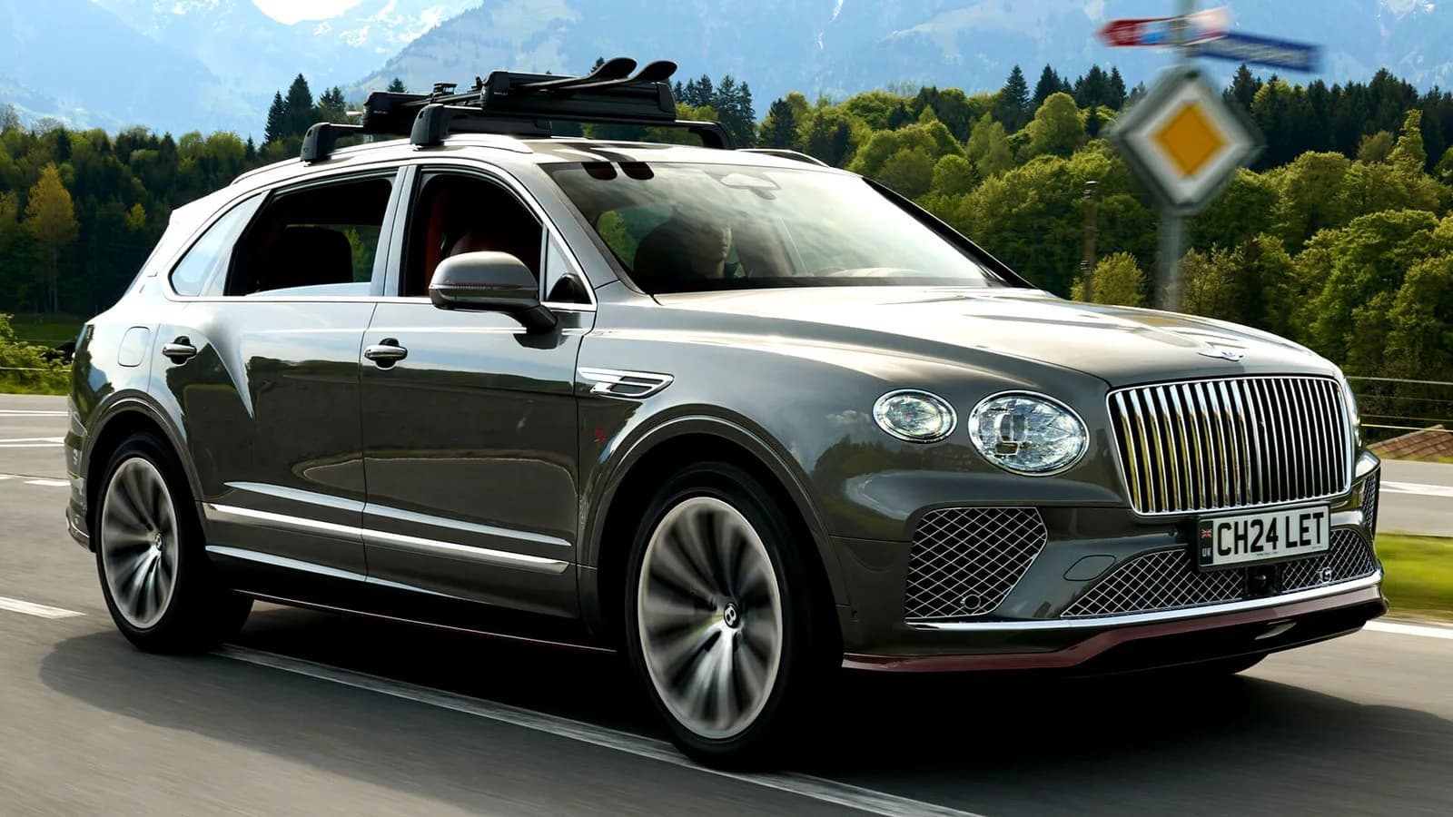 Bentley klappt vor TikTok-Kooperation: Bentayga muss zahlen