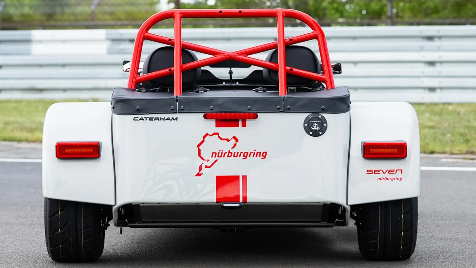 Caterhams neuestes Modell ehrt Deutschlands legendärste Rennstrecke