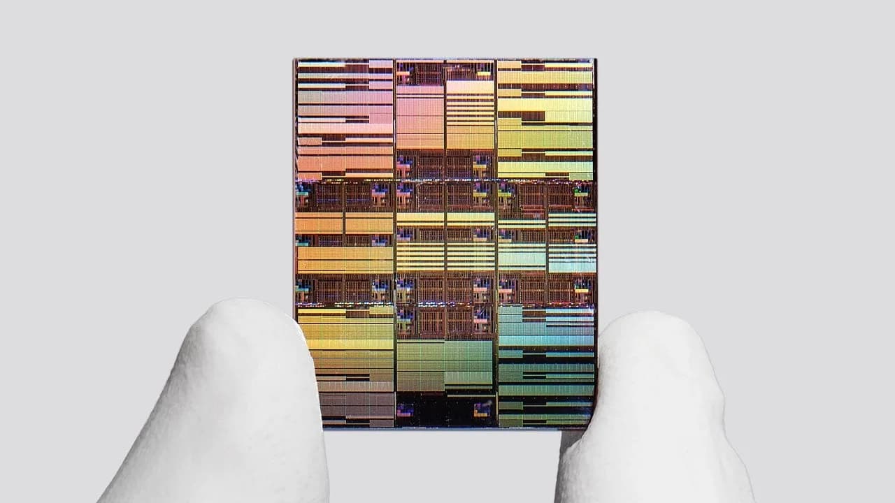 IBM hat die 1-Nanometer-Grenze überschritten und eine Chip-Technologie der 0,7-Nanometer-Klasse vorgestellt.