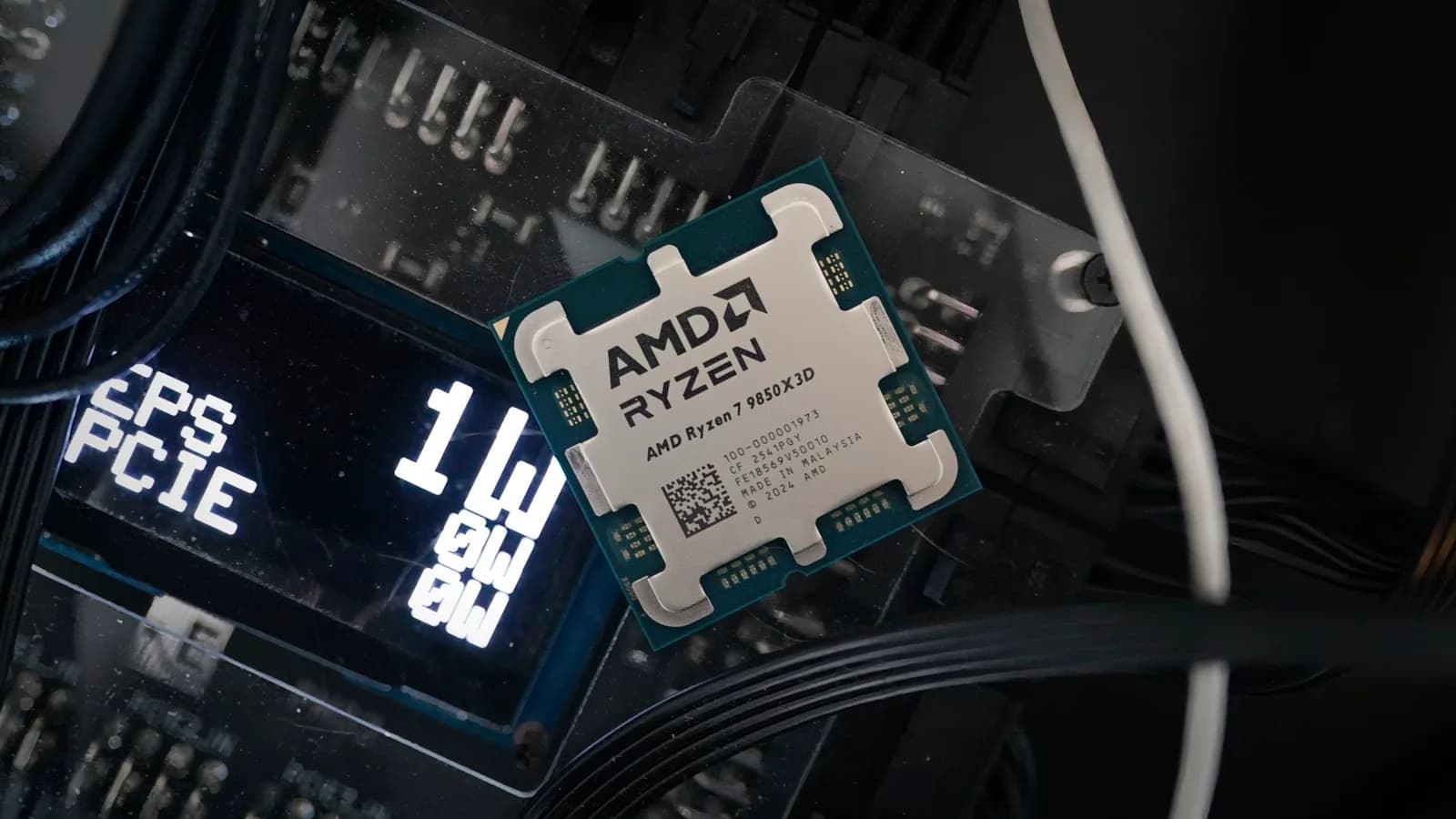 PC-Hersteller kämpfen mit Engpässen bei Intel- und AMD-CPUs, deren Lieferzeiten bis zu sechs Monate betragen – die Wartezeit für Bestellungen steigt aufgrund der KI-Nachfrage von nur zwei Wochen.