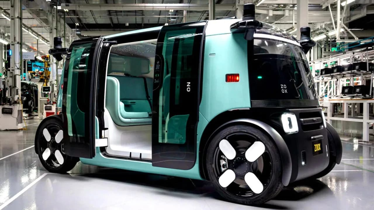 Zoox stellt Robotaxi-Modell für Serienproduktion vor: Wöchentliche Kapazität von 100 Fahrzeugen