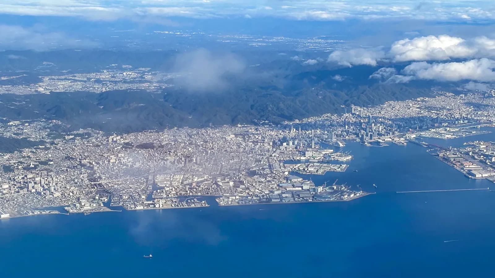 Japan hebt Tsunami-Warnung nach 7,5-Magnitude-Erdbeben im Chip-Zentrum auf