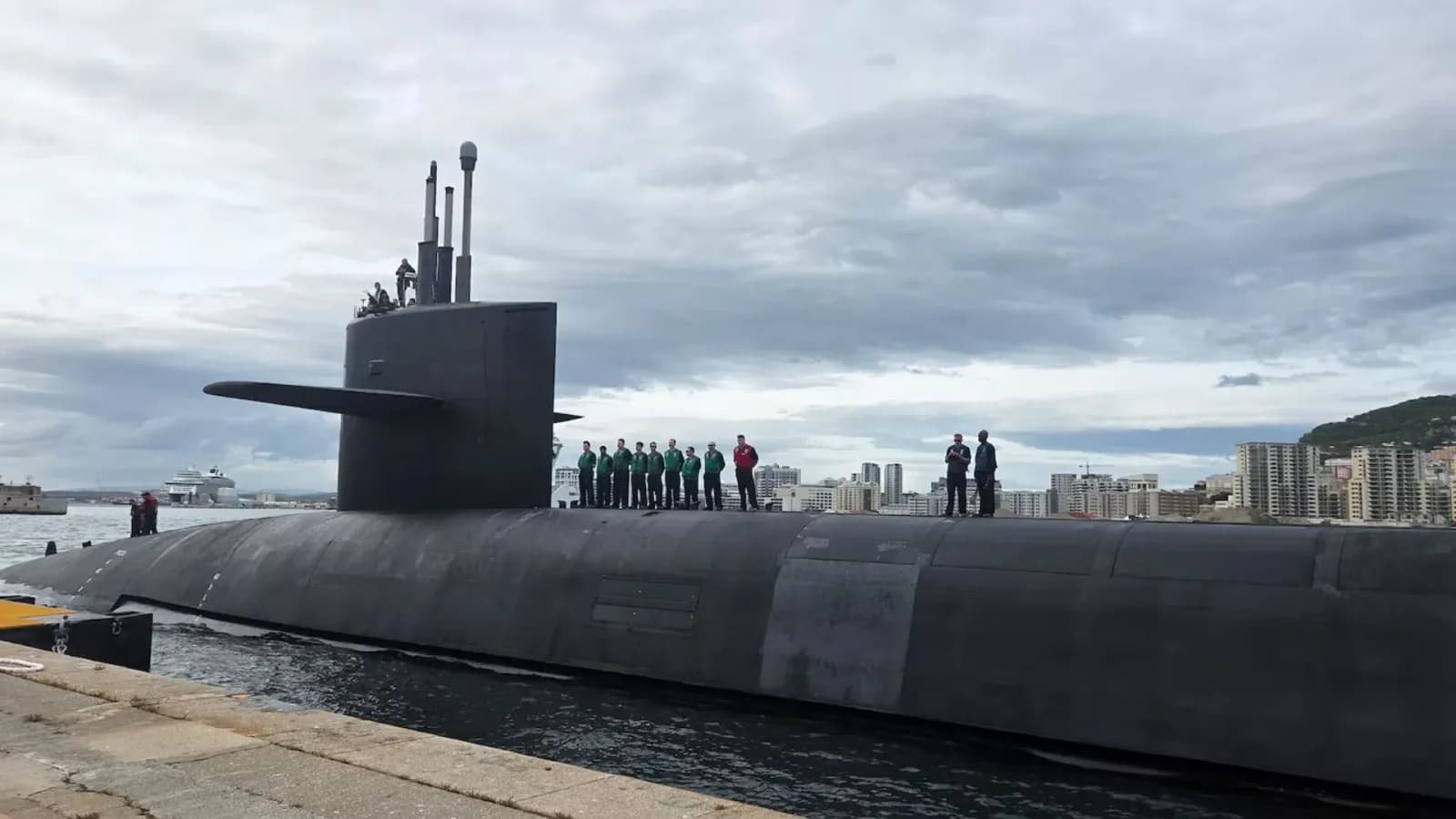 US enthüllt Standort nuklearbewaffneter U-Boot im Iran-Friedensprozess