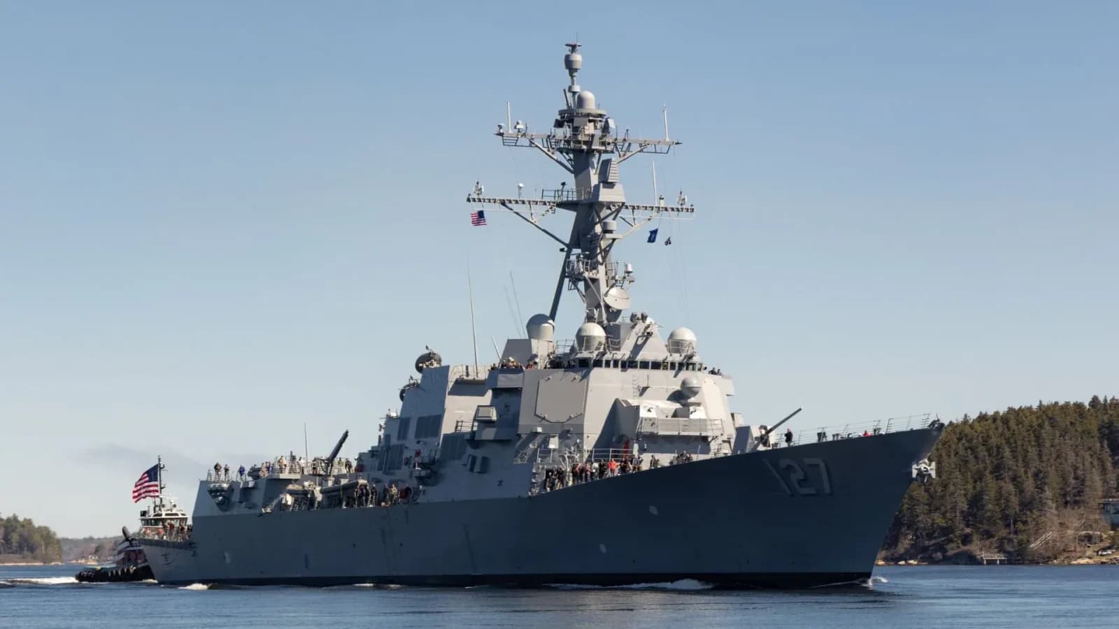 Der 100.000 PS starke Zerstörer der US Navy durchläuft Seetests mit 96 Raketenzellen