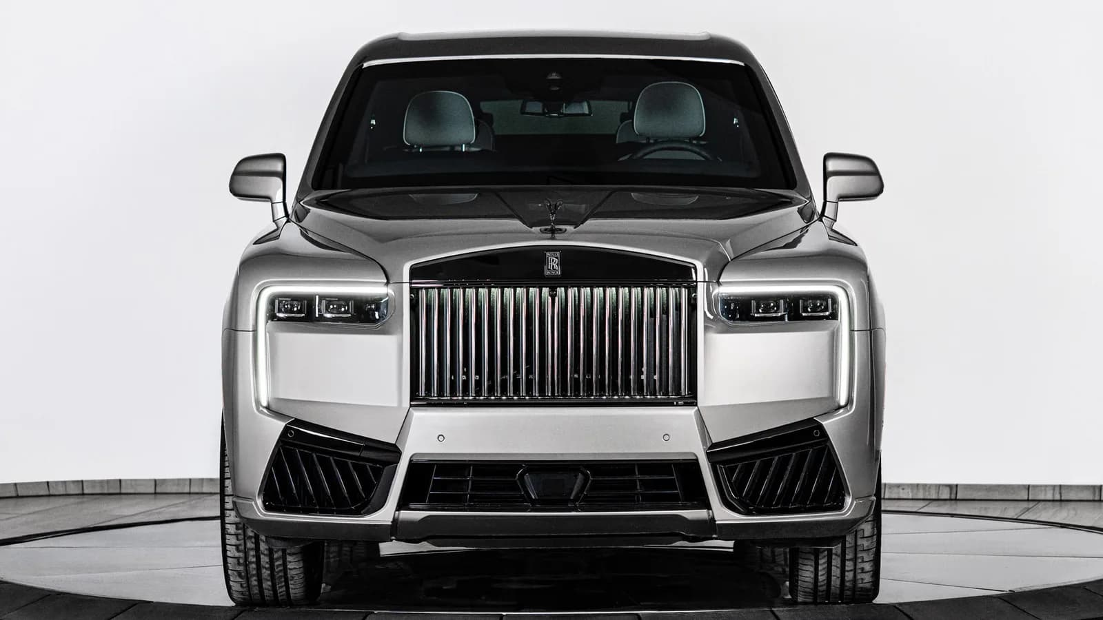 Dieser Rolls-Royce Cullinan wirkt unbedrohlich, kann aber eine Granate abwehren | Carscoops