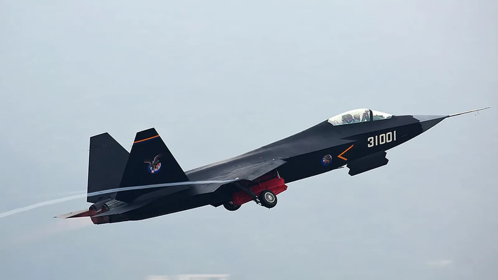 China bezeichnet seinen J-35-Kampfjet mit Stealth-Fähigkeiten offiziell als „Blue Shark“