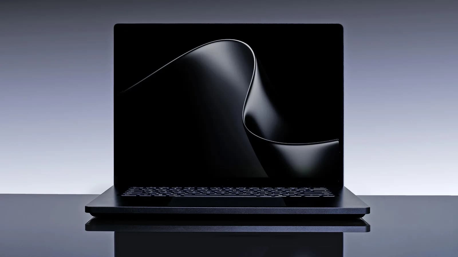 Microsoft Surface Laptop Ultra: 128 GB RAM, 20 ARM-Kerne und Blackwell-GPU mit 15-Zoll-Display