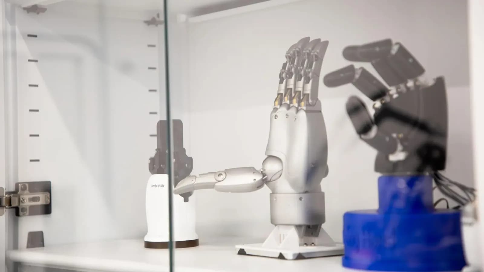 Wissenschaftler entwickeln intelligentere Methode, um Robotern komplexe Fähigkeiten beizubringen
