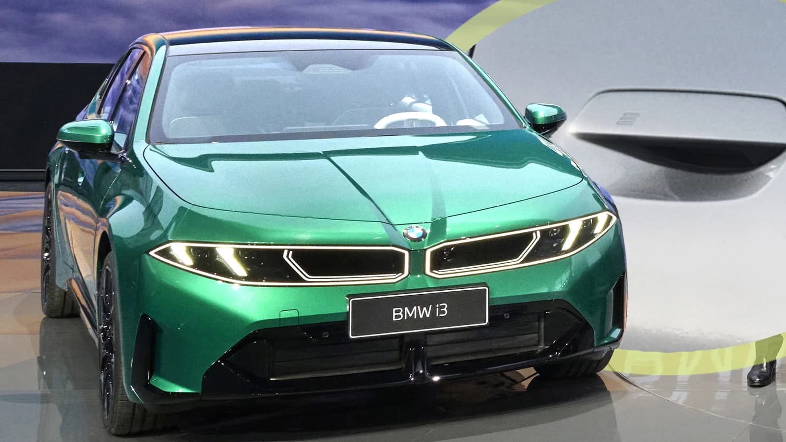 BMW's rein für China entwickelten E-Autos lösen ein Problem, mit dem Tesla-Besitzer kämpfen | Carscoops