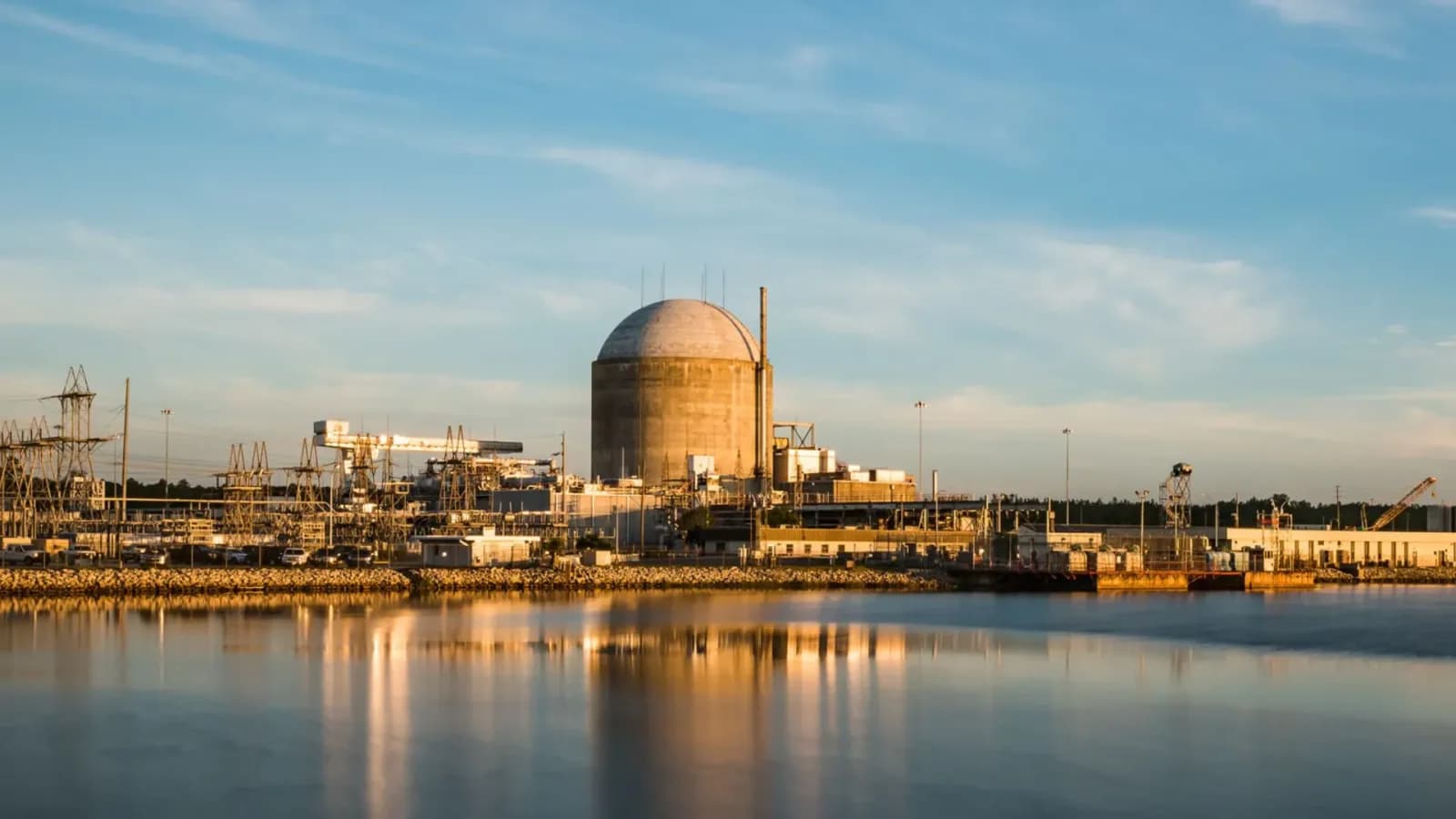 USA belebt Kernkraftwerk mit 759 MW, um 570.000 Haushalte mit Strom zu versorgen