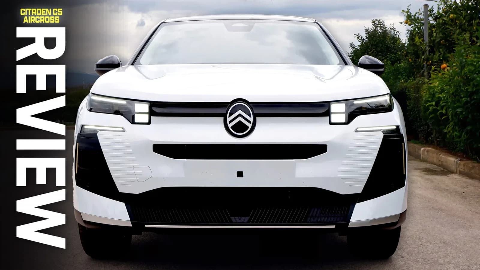 Wir fuhren den neuen C5 Aircross und verloren unseren Jeep-Kompass an Citroëns Komfort | Testbericht | Carscoops