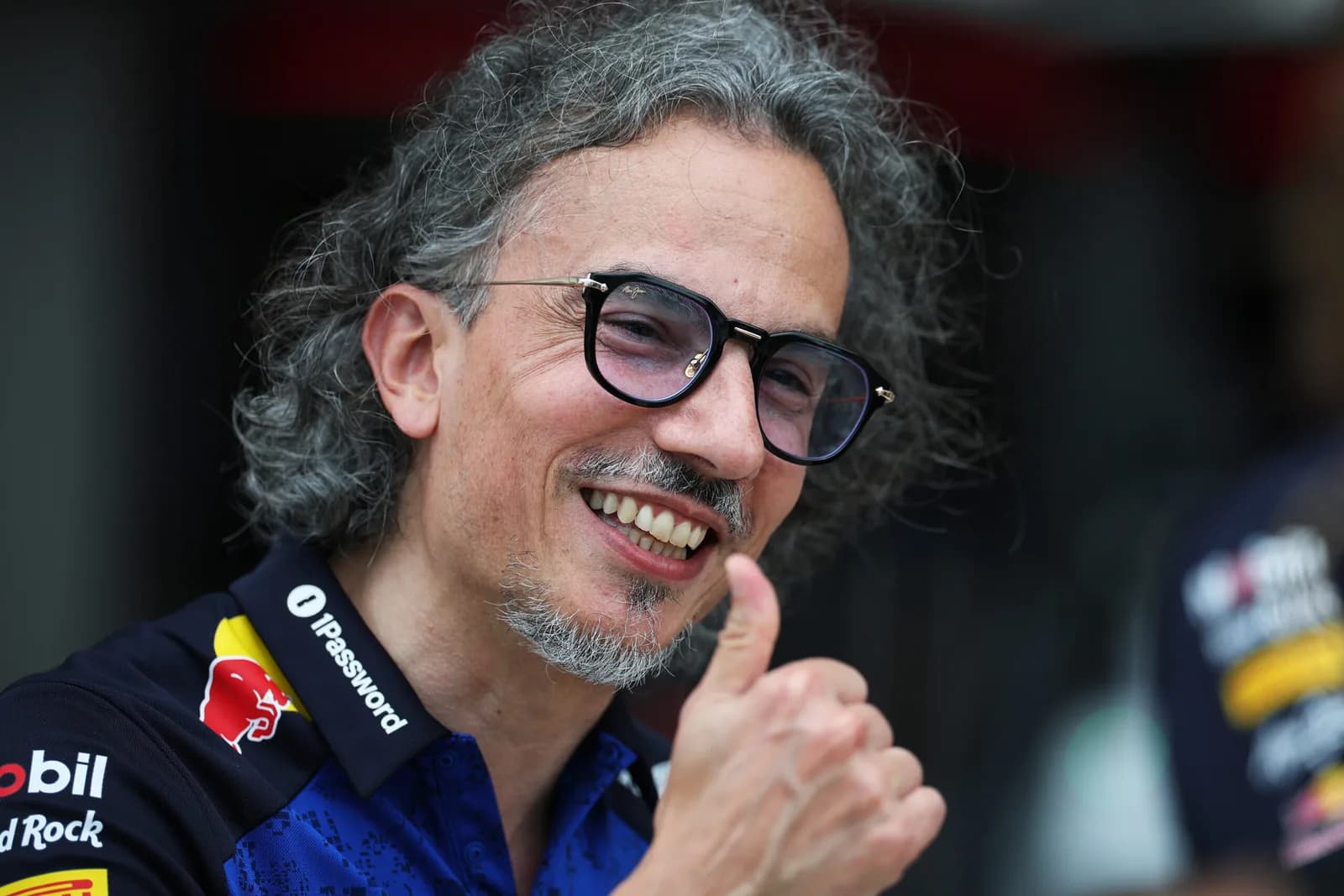 Red Bulls „Macarena“-Heckflügel löst Ferrari-Kopier-Vorwürfe aus: Laurent Mekies dementiert dies