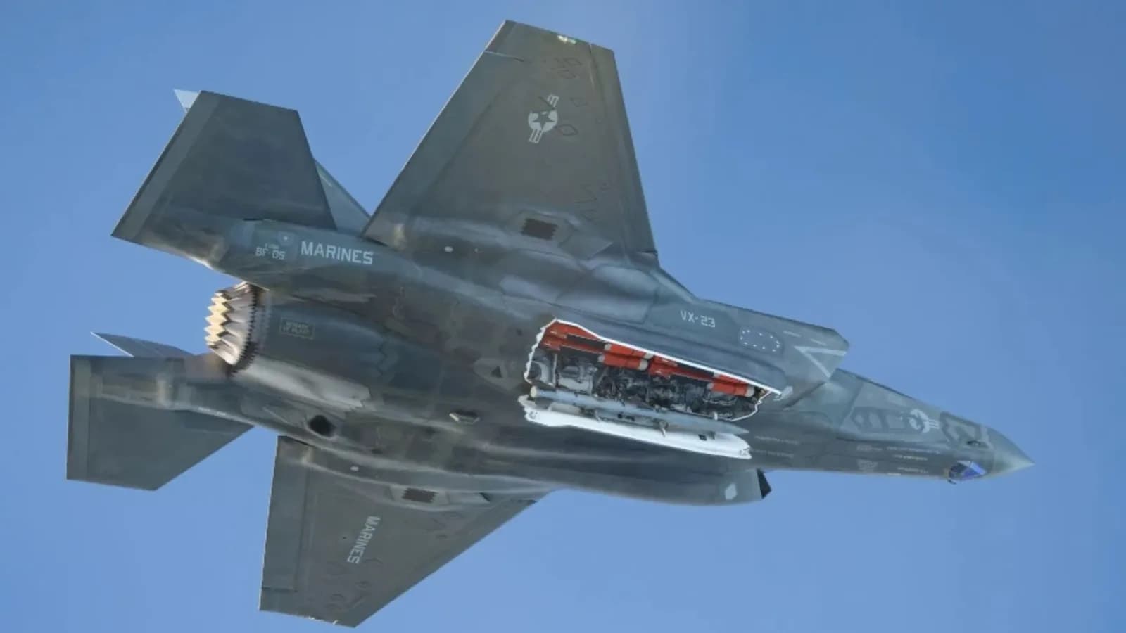 F-35B fliegt erstmals mit 62-Meilen-Spear-Kreuzerraketen