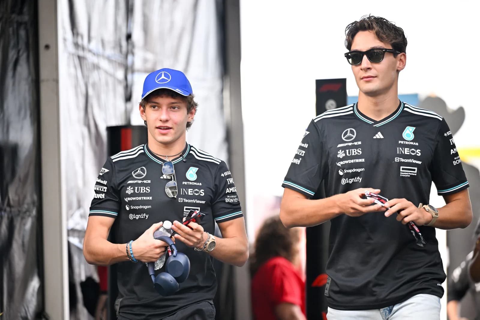 Kimi Antonelli weigert sich, sich dem Mercedes-Joch zu unterwerfen, und eskaliert den Titelkampf mit George Russell.