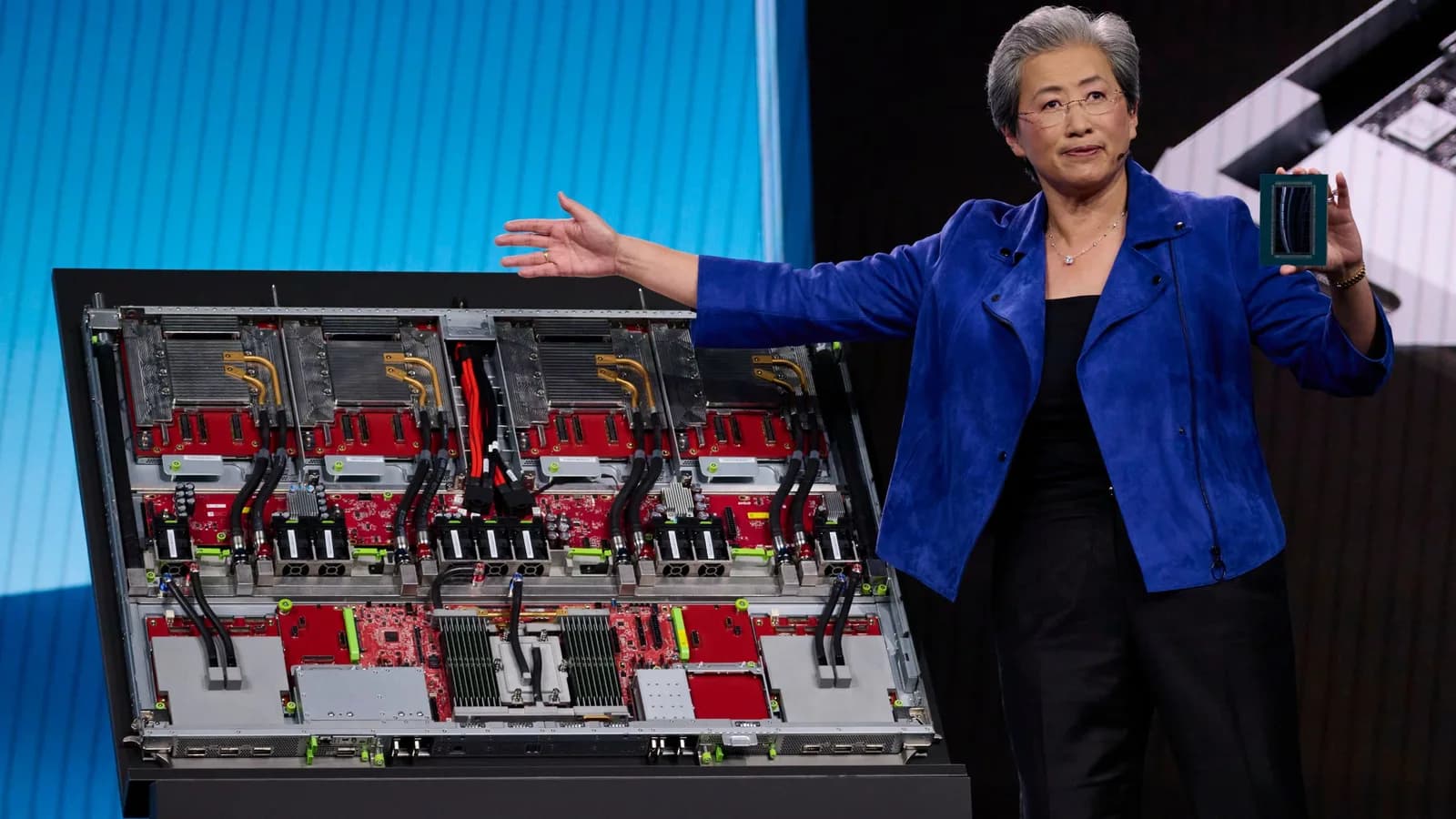 AMDs Roadmap für Enterprise-CPUs und GPUs: Venice, Verano, Zen 6, Helios und CDNA