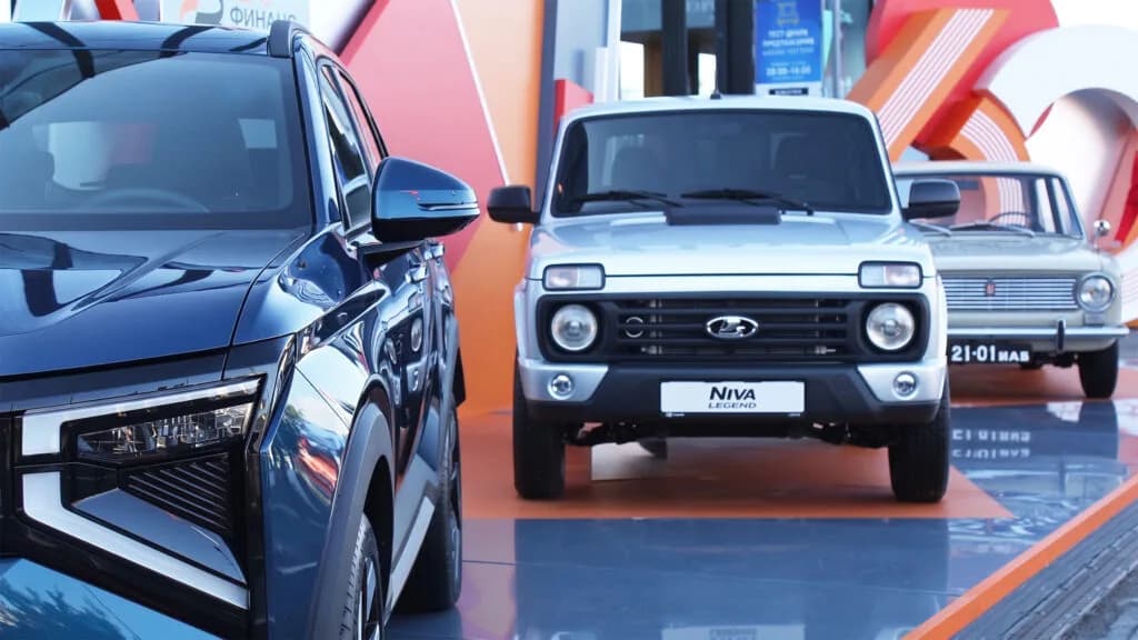Lada Niva: Nach 49 Jahren erhält das Kultmodell erstmals Airbag und rostfreien Karosserie