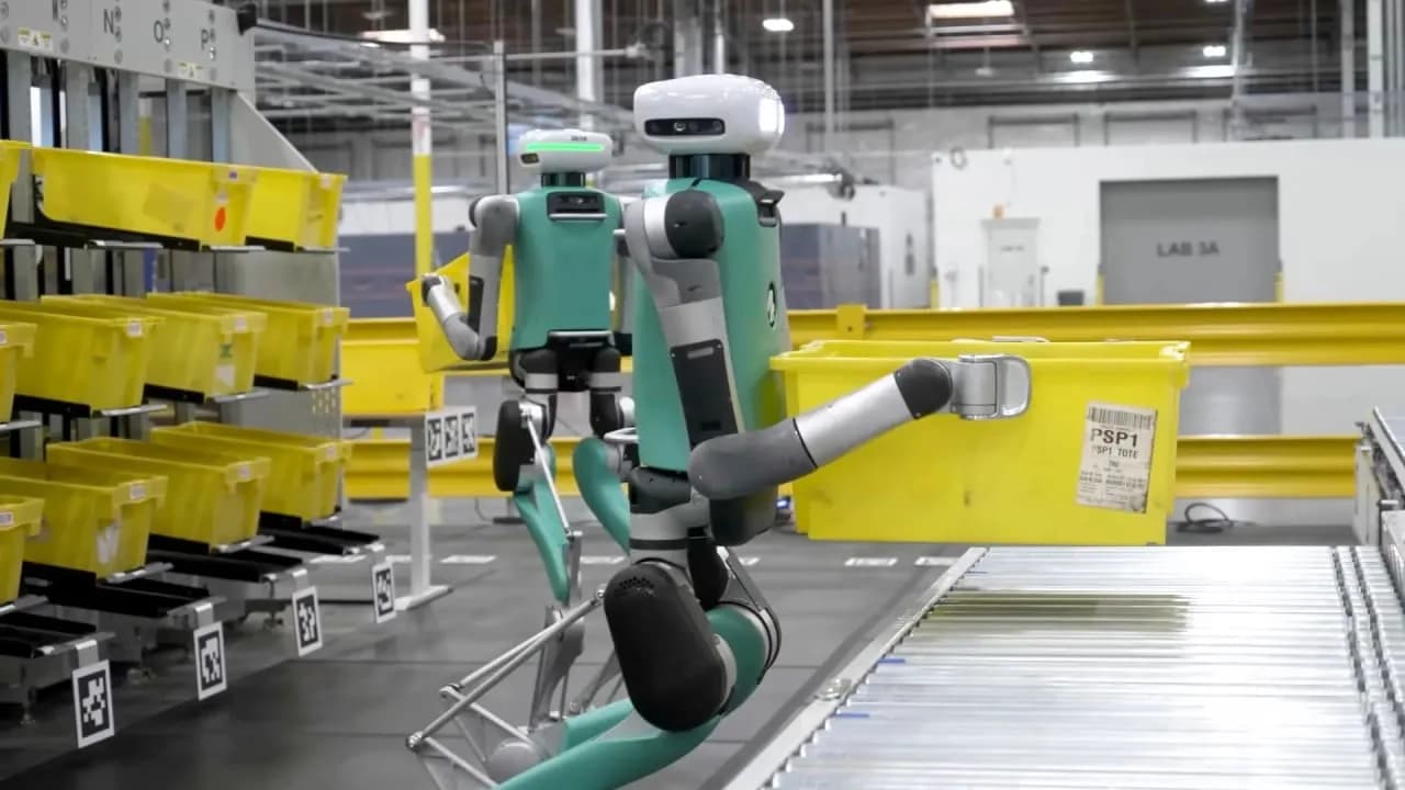 Agility Robotics stellt den sicherheitszertifizierten humanoiden Roboter Digit V5 vor