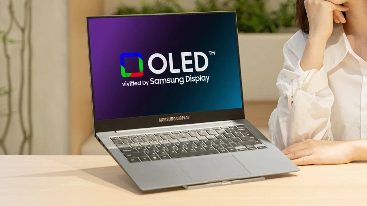 Samsung startet die Produktion neuer VESA DisplayHDR True Black 1400 Laptop-Displays