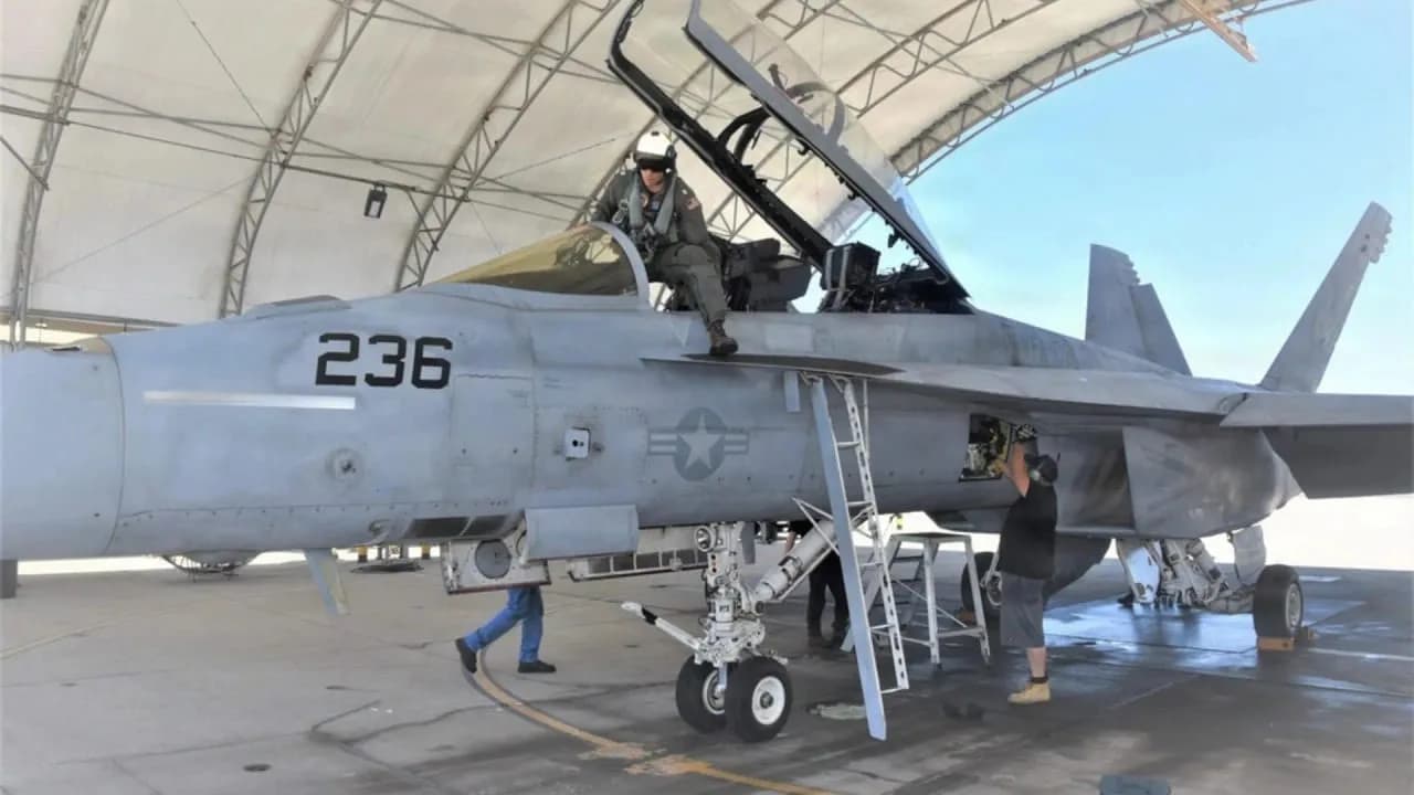 US Navy halbiert Wartungsintervalle für F/A-18-Kampfflugzeuge durch den Einsatz von 3D-Druckern