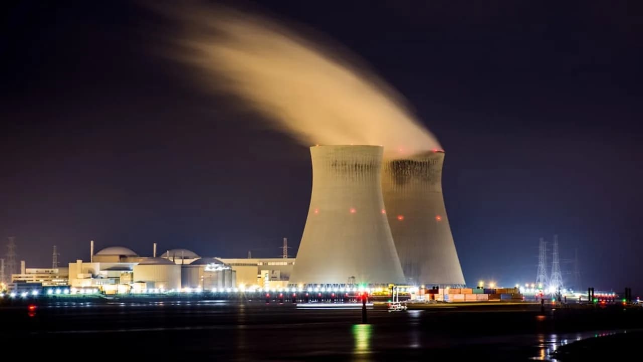 TerraPower und südkoreanische Unternehmen planen den Bau von acht Natriumreaktoren für die nukleare Brennstoffversorgung.