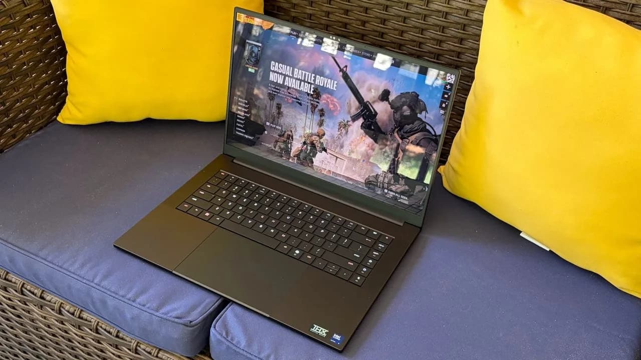 Razer Blade 16 (2026) Test: Starke Gaming-Leistung und lange Akkulaufzeit