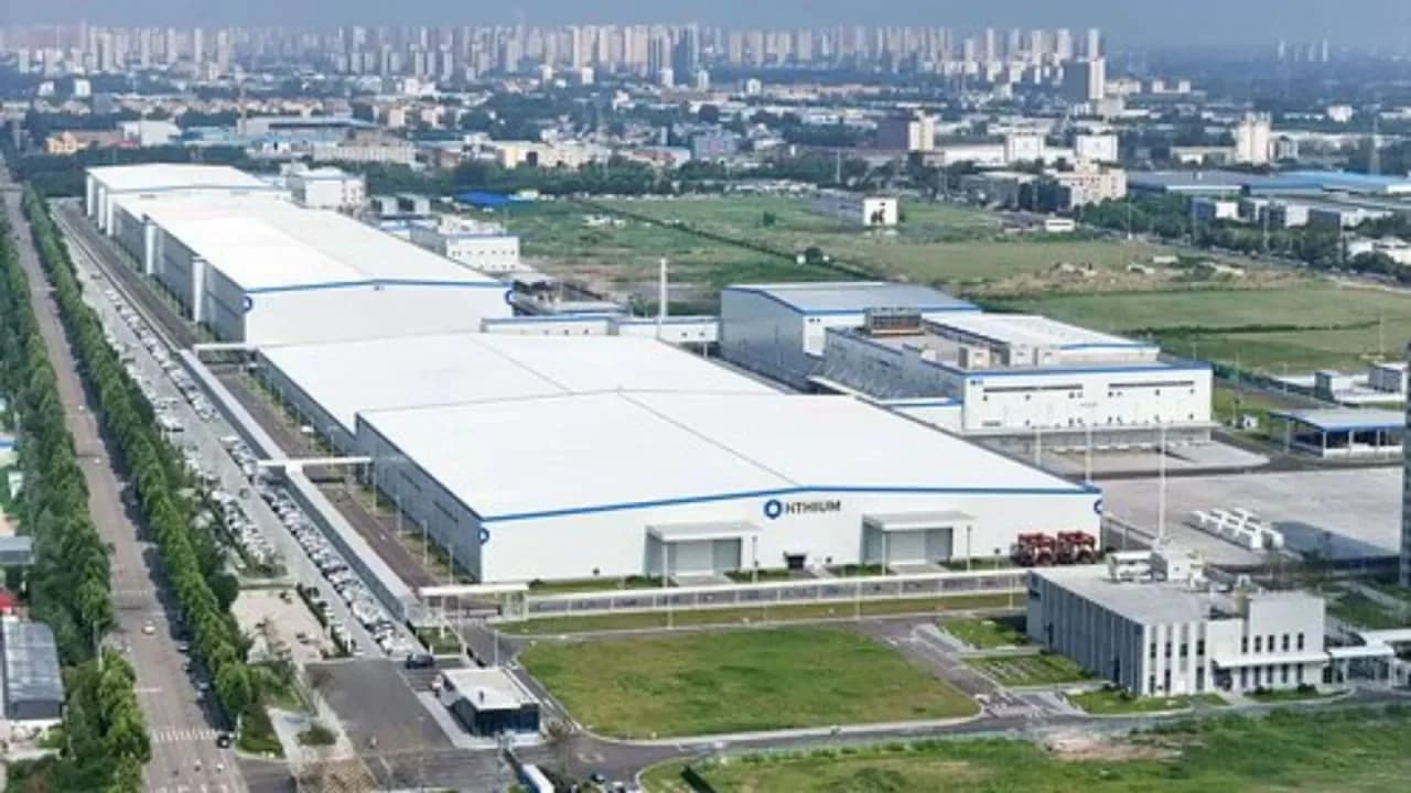 In China startet die Serienproduktion einer Langzeitspeichereinrichtung