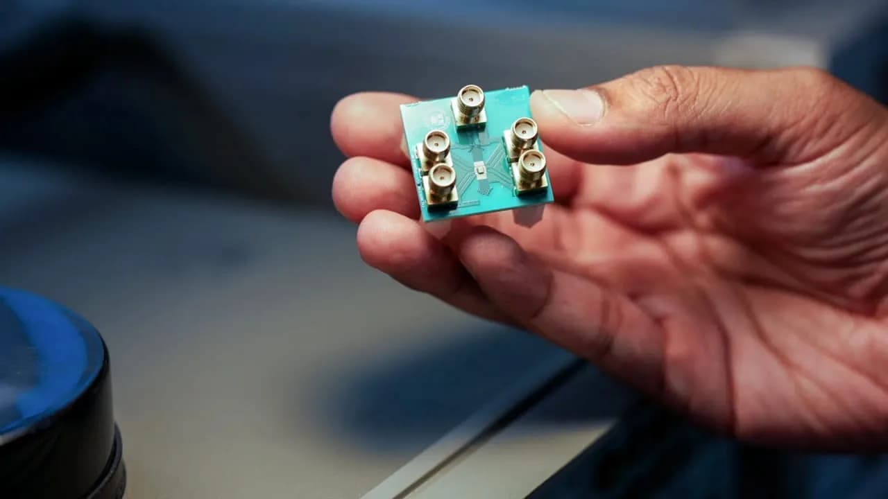 Cornell-Universität entwickelt Mikrochip, der in ihrer eigenen Sprache spricht