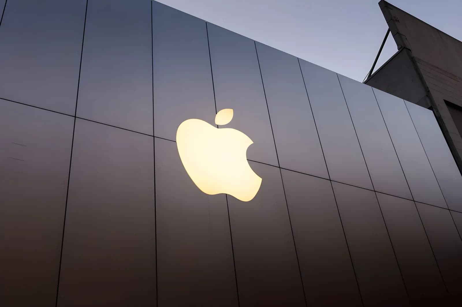 Apple sichert heimlich LPDDR5-Bestände und friert iPhone-Preise ein, was chinesische Hersteller zu einem Rückzug ihrer Top-Flaggschiffe zwingt