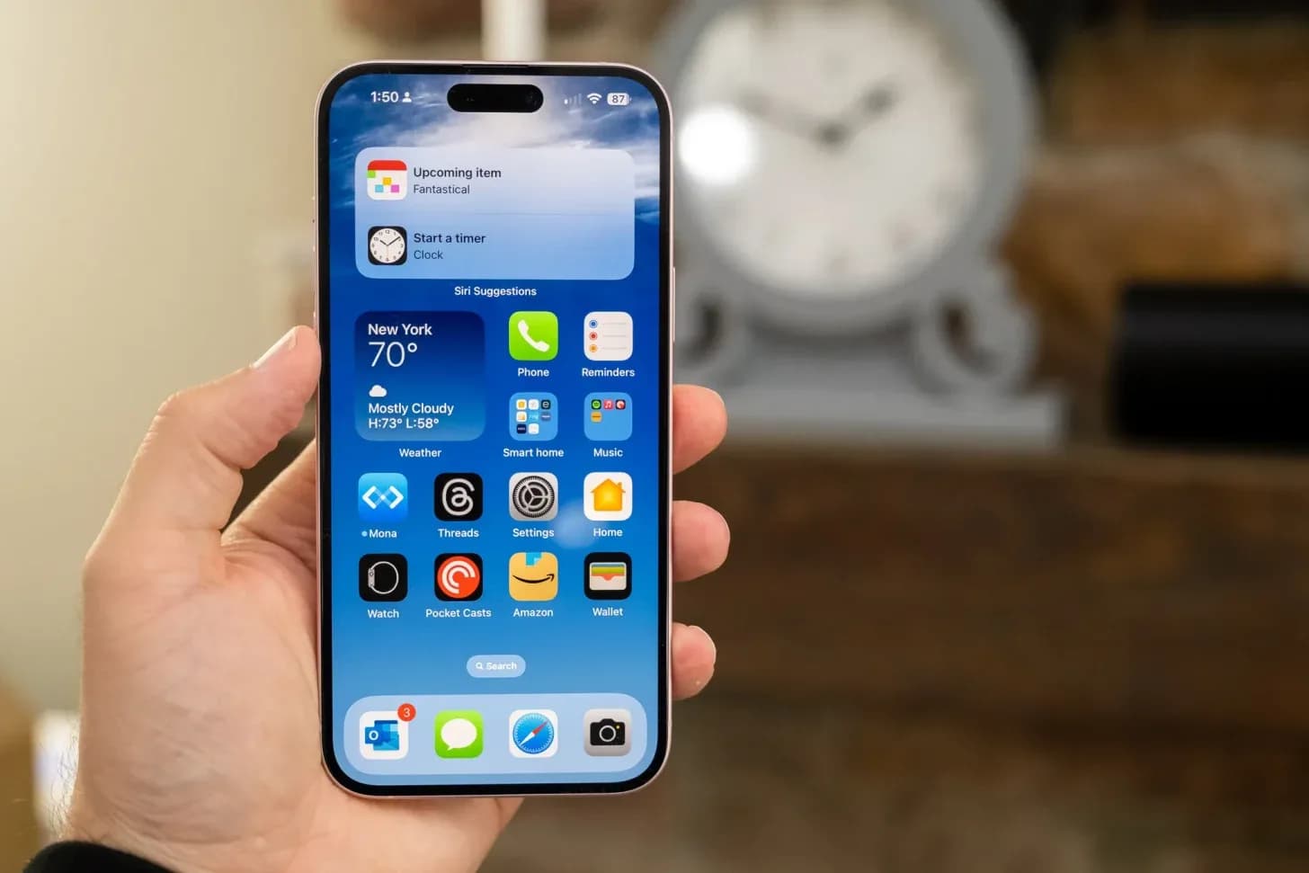Apple Is Craftily Using Siri AI To Push You Towards iPhone 18 Pro Duo And Away From The Low-Margin Base iPhone 18