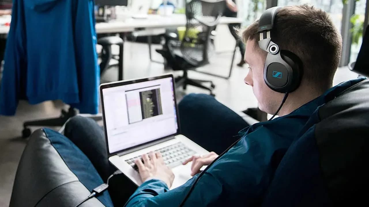 Künstliche-Intelligenz-Ausgaben erschüttern die Budgetbilanzen von Unternehmen