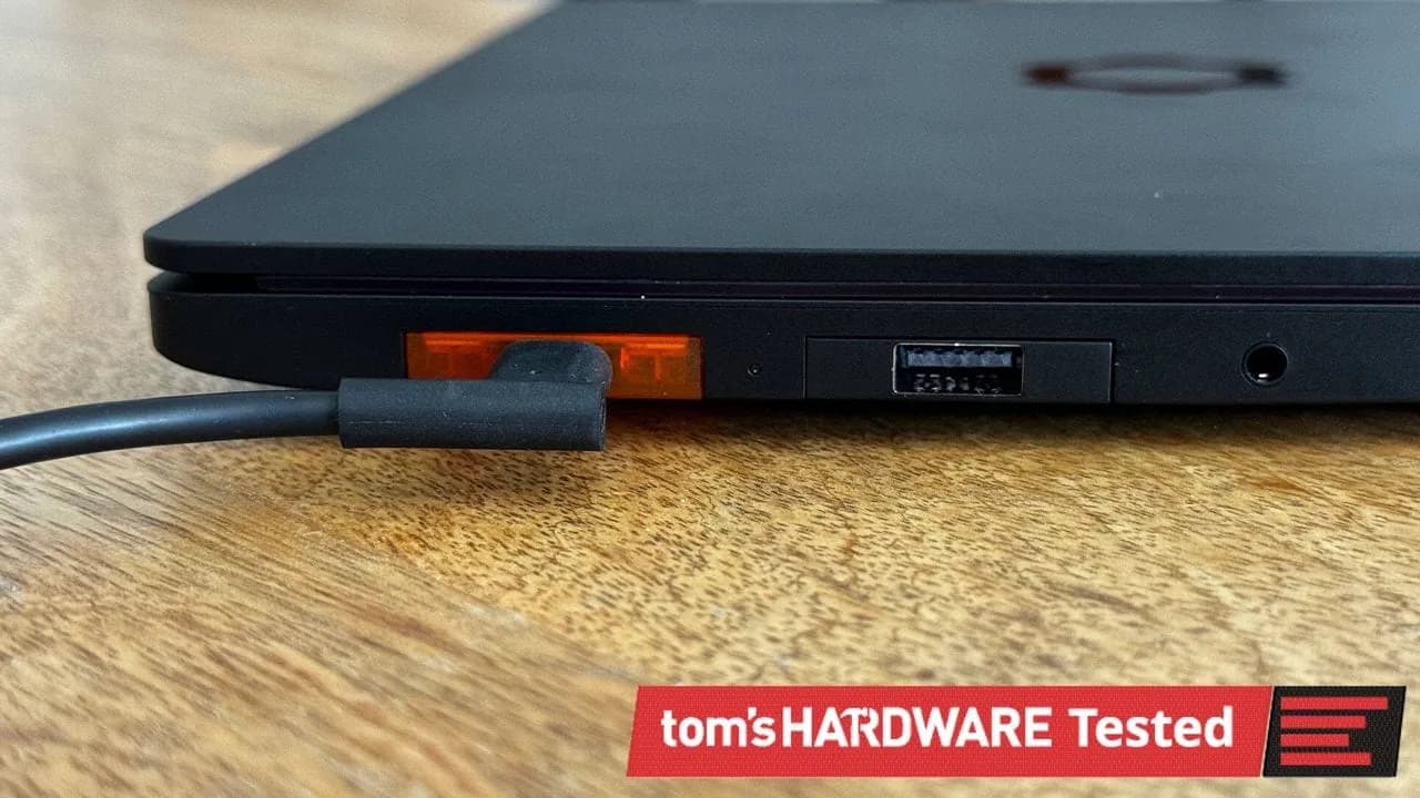Vergleich der Leistung von Laptop-Netzteil und Akku