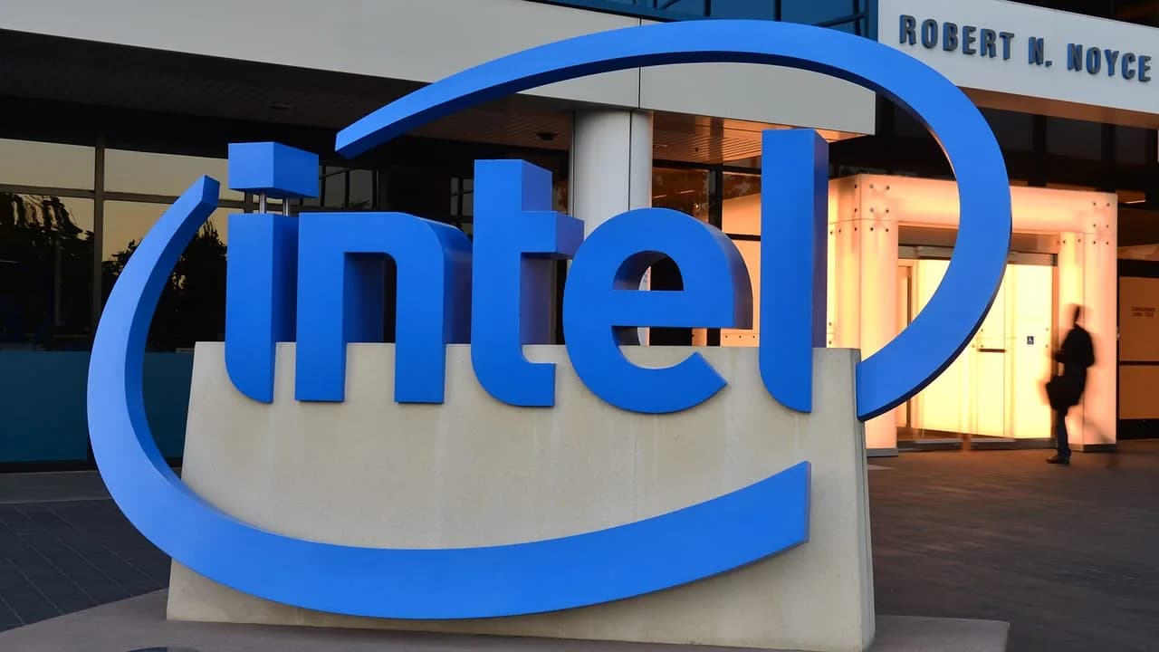 Intel hat x86-Atom-Kerne an das mysteriöse Startup RosaicLabs lizensiert.