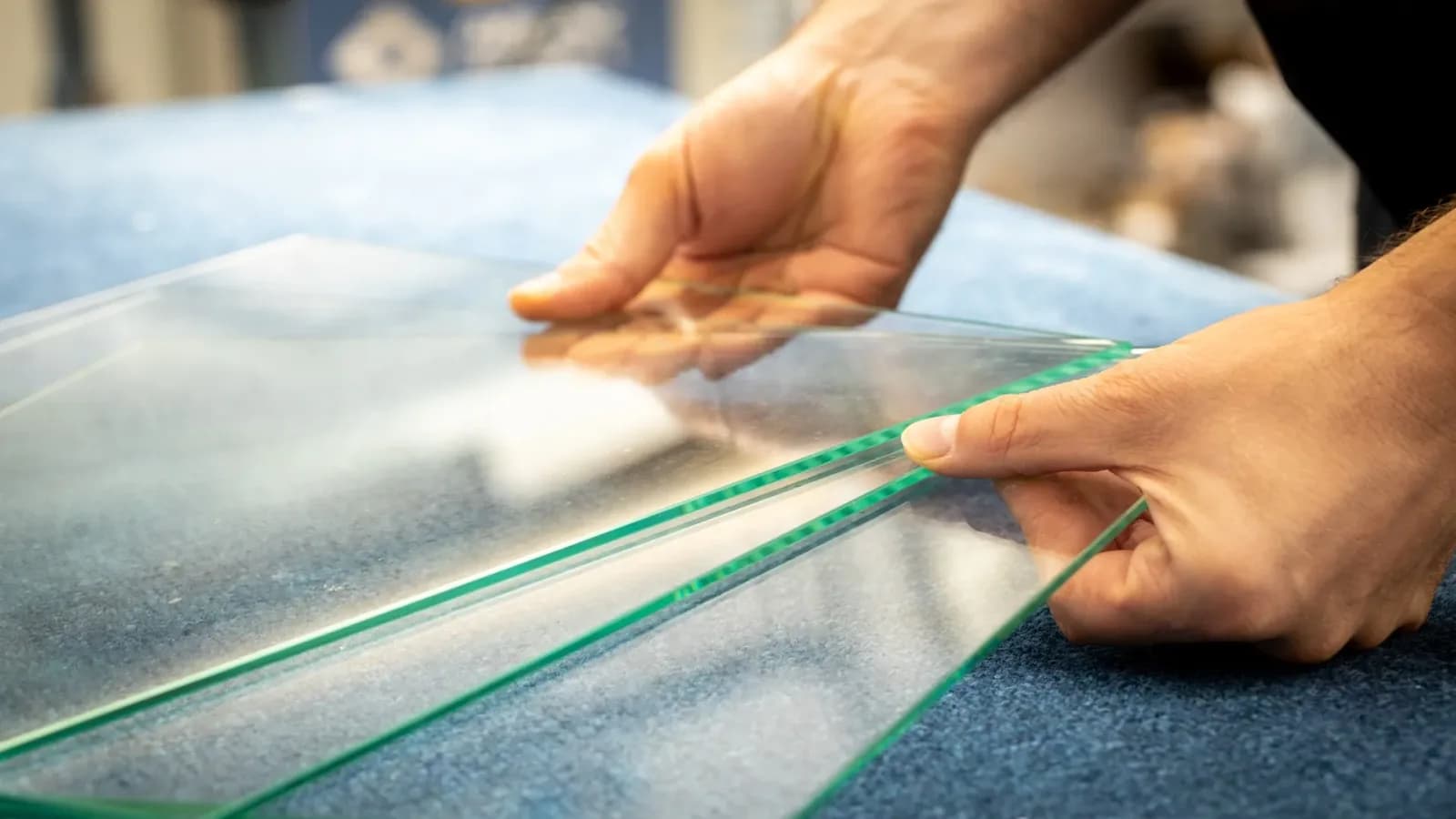 Neuer Ansatz macht Gas-Falle-Glas bei niedrigeren Temperaturen formbarer