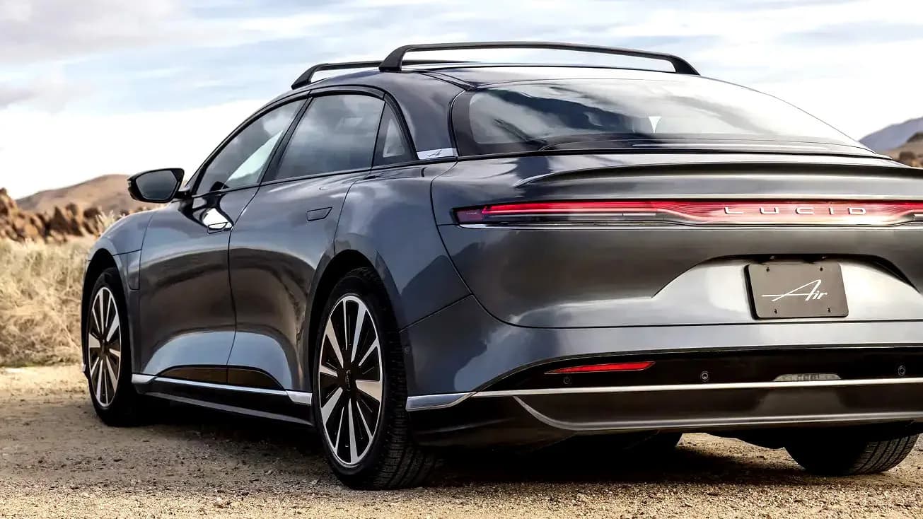Lucid Air verliert mitten in der Fahrt die Leistung – Reparatur erfolgt erst nach dem Ausfall
