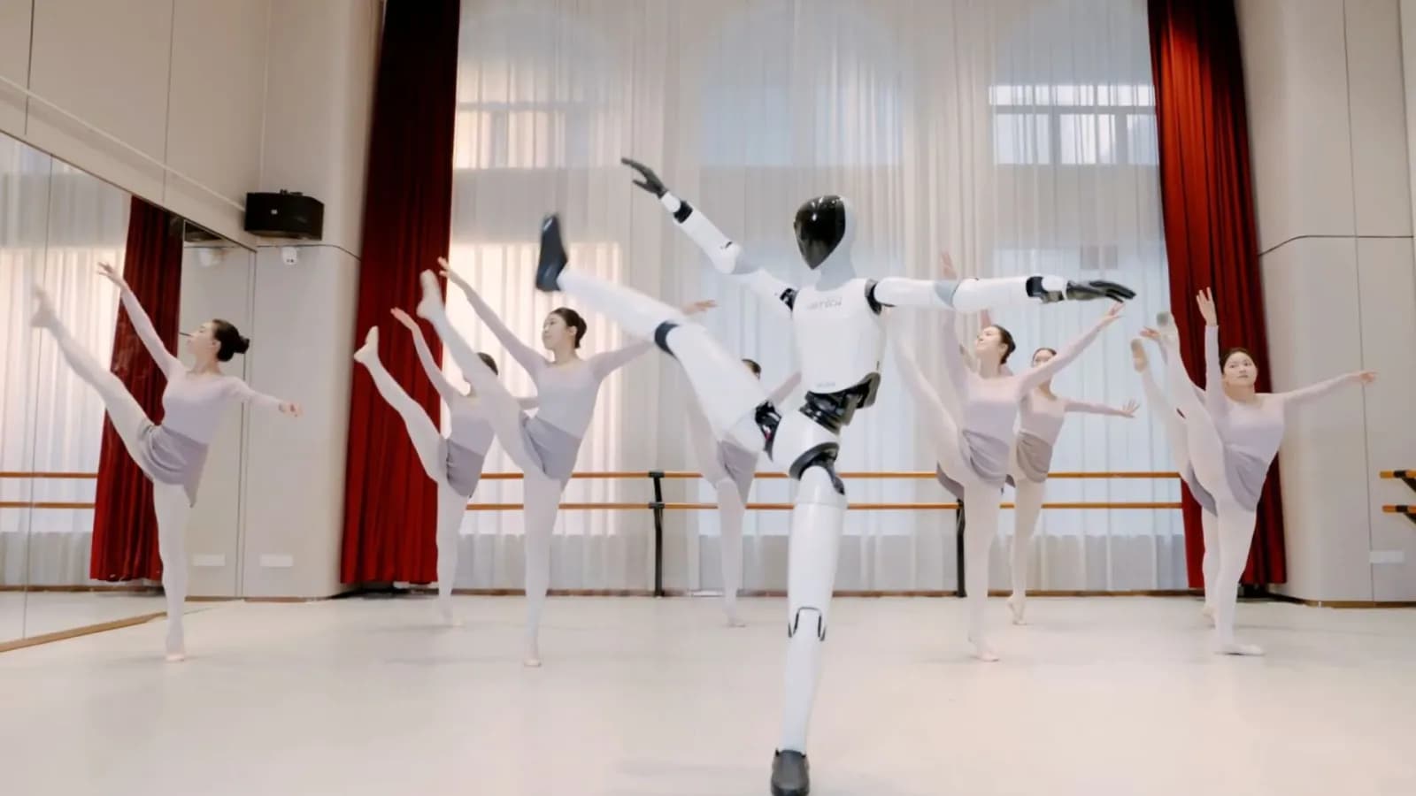 Chinesischer Konzern plant lebensgroße humanoide Roboter als männliche und weibliche Begleiter