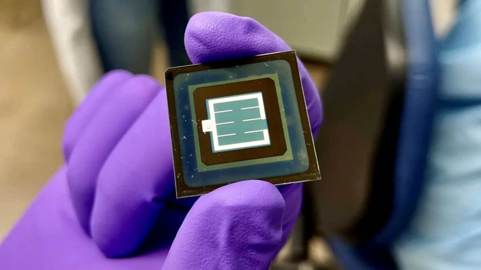 Wissenschaftler entwickeln hocheffiziente Tandemsolarzellen in nur zehn Minuten