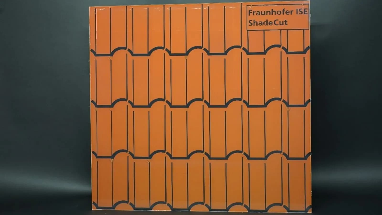 Bunt gestaltete Solarmodule, die Dachziegel imitieren, erreichen 95 % Wirkungsgrad