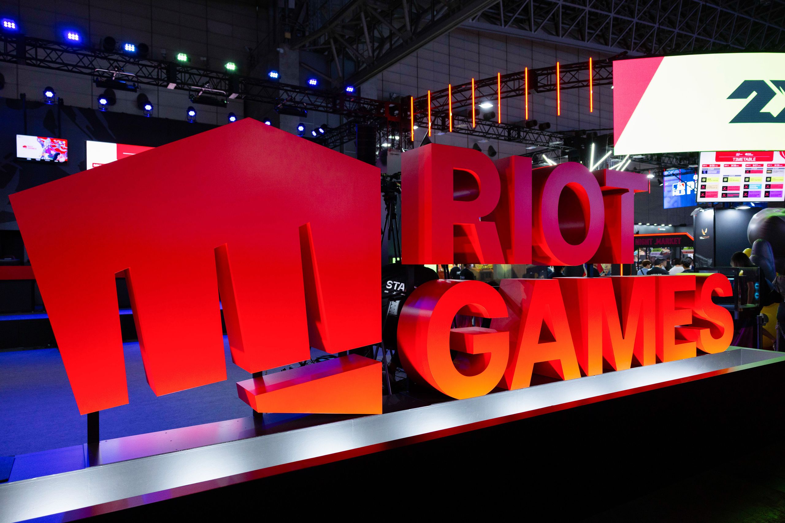 Valorant Anti-Cheat-Update zerstört 6.000 Dollar teure Cheat-Hardware und trollt Betrüger auf Social Media