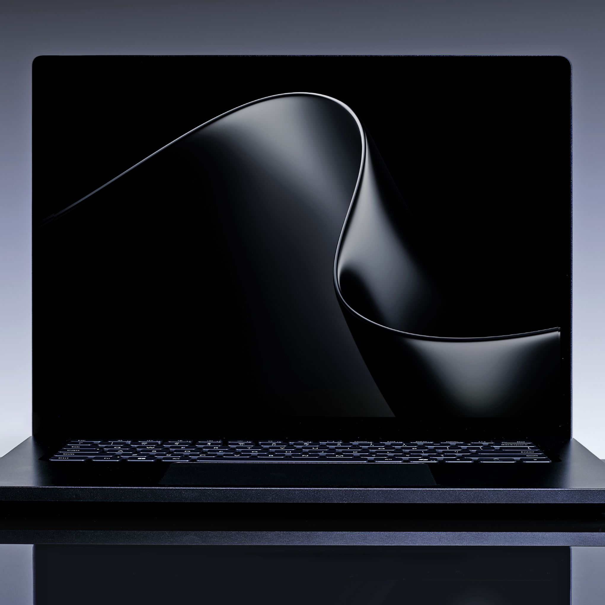 Microsoft Surface Laptop Ultra: 128 GB RAM, 20 ARM-Kerne und Blackwell-GPU mit 15-Zoll-Display