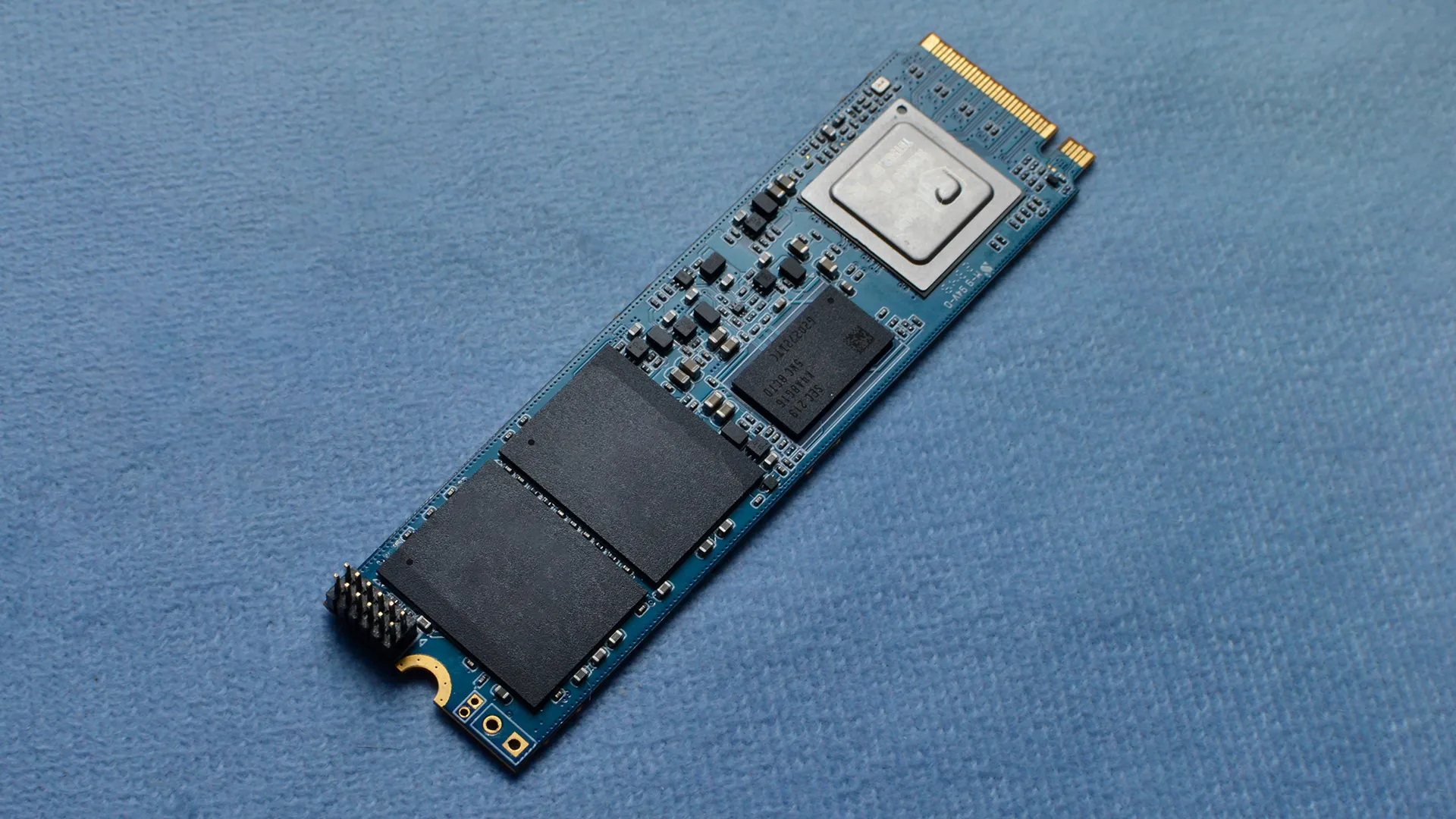 Silicon Motion steigert SSD-Controller-Umsätze trotz NAND-Mangel, warnt jedoch vor verschärften Lieferengpässen bis 2027