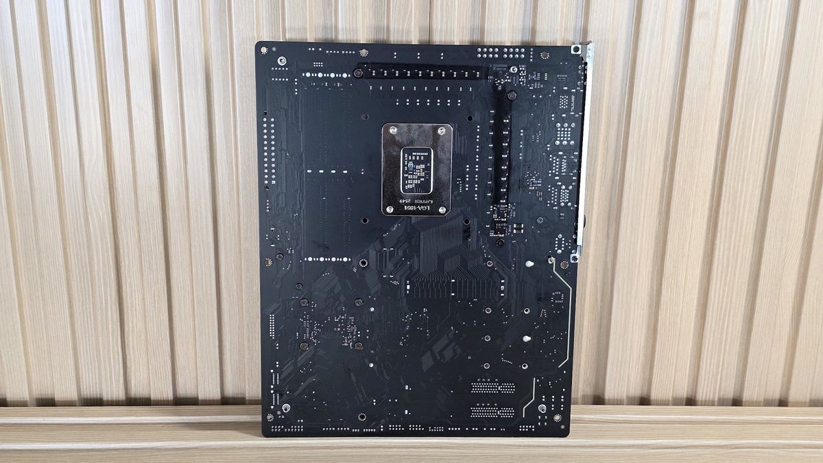 Gigabyte Z890 Aorus Elite Wifi7 Plus Motherboard Review: Cost-conscious refresh board delivers (almost) all the fixens