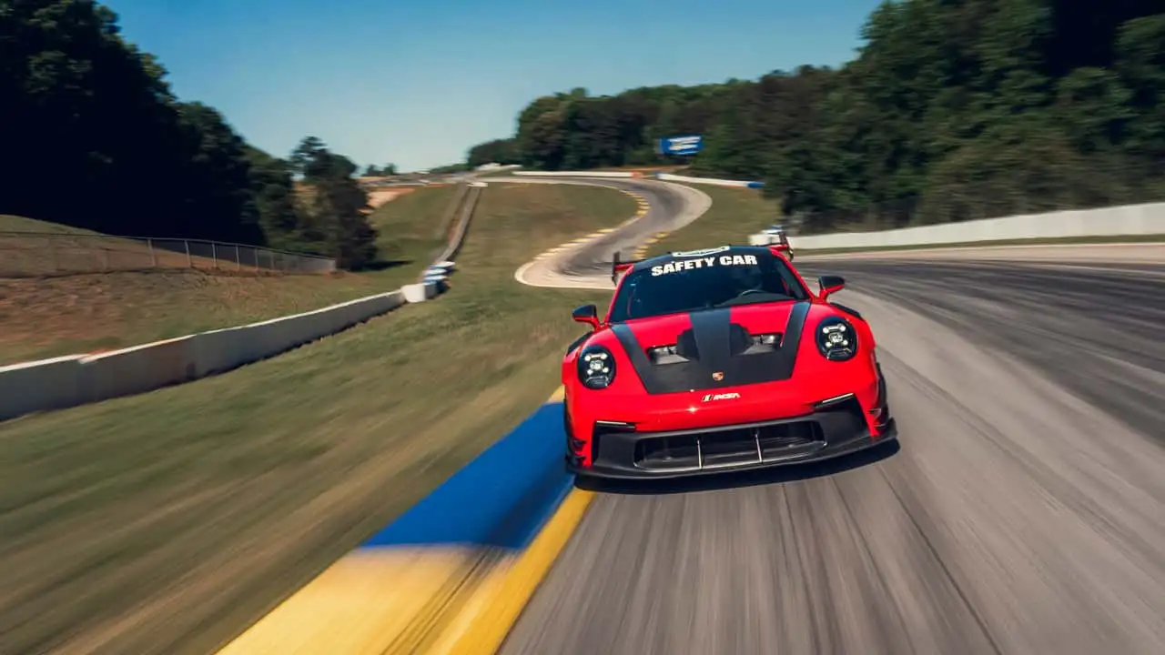Porsche 911 GT2 RS mit Manthey-Kit stellt neuen Streckenrekord bei Road Atlanta auf