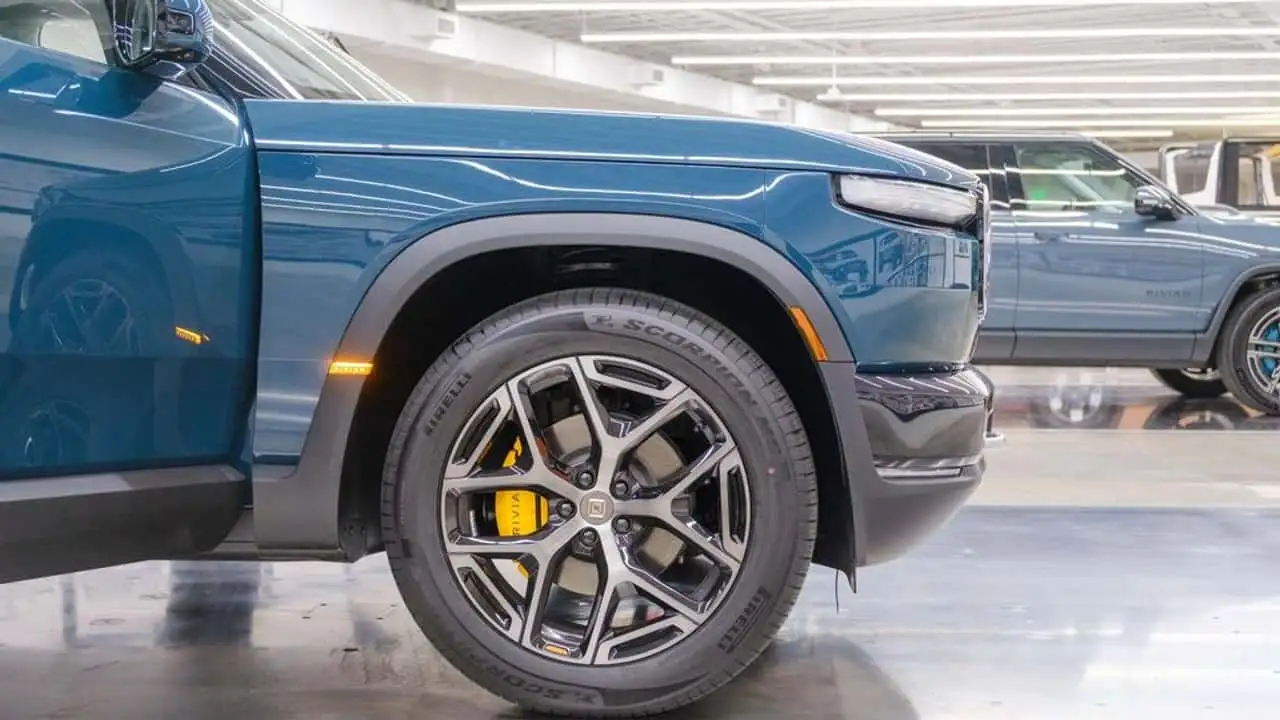 Rivian Says AI Will Make The Apple CarPlay Debate 'Obsolete'