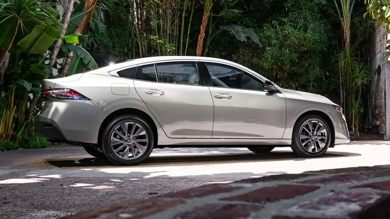 Nissan Says CVTs Make Sense—But Not For Everything: 'Not Putting A CVT In A Skyline'