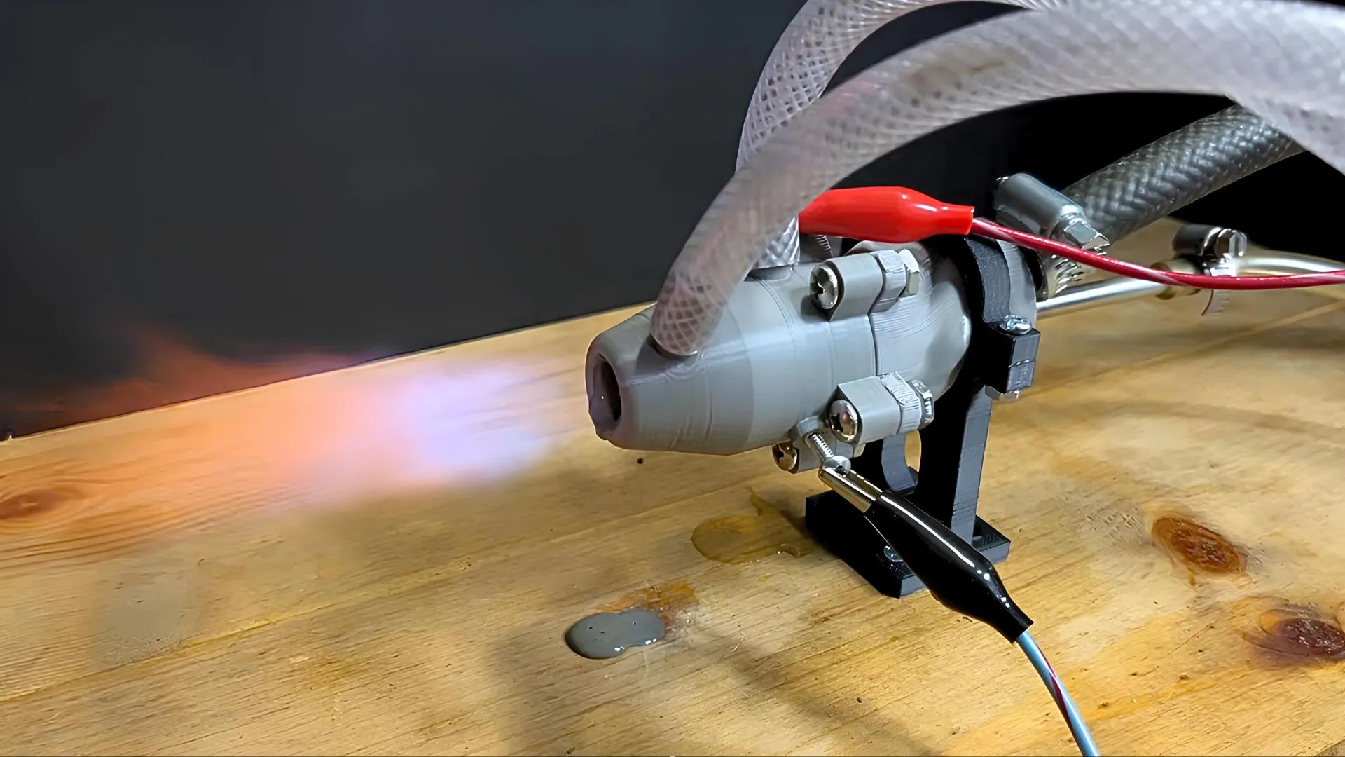 3D-gedruckte Raketenpumpe kühlt sich durch Wasser, das durch ihre Wände strömt